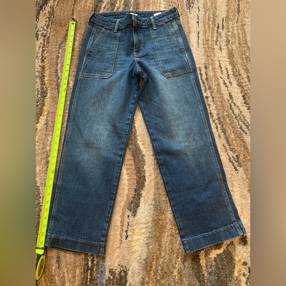 NWOT Old Navy Cropped Jeans Size 4 - Picture 1 of 6